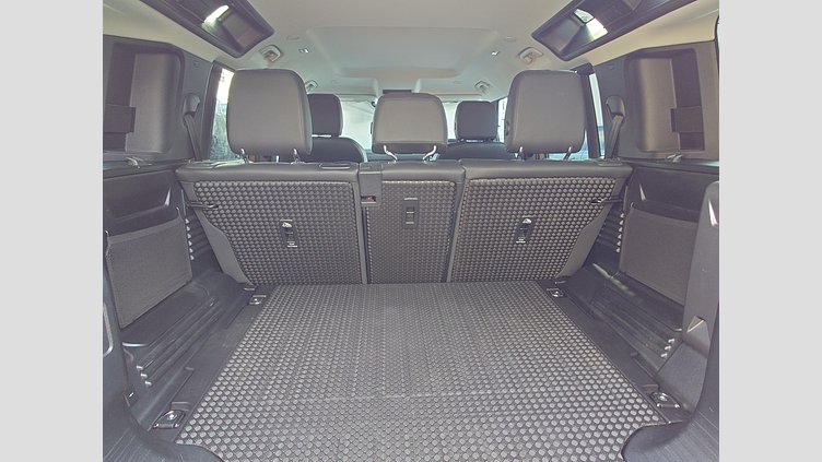 2022 認定中古車 Land Rover Defender 110 ゴンドワナストーン P300 AWD（AT） SE