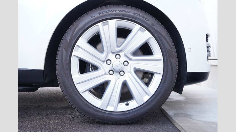 2023 認定中古車 Land Rover Range Rover オストゥーニパールホワイト P530 AWD（AT） スタンダードホイールベース HSE