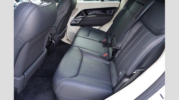 2023 認定中古車 Land Rover Range Rover オストゥーニパールホワイト P530 AWD（AT） スタンダードホイールベース HSE