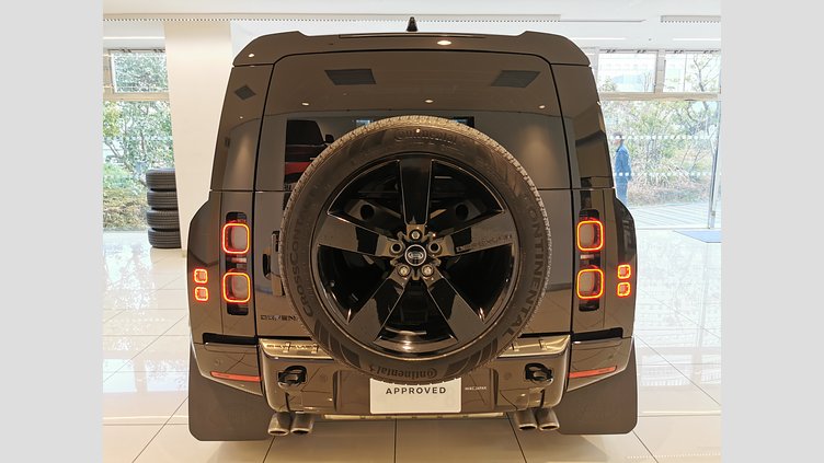 2023 認定中古車 Land Rover Defender 110 サントリーニブラック P525 AWD (AT) V8