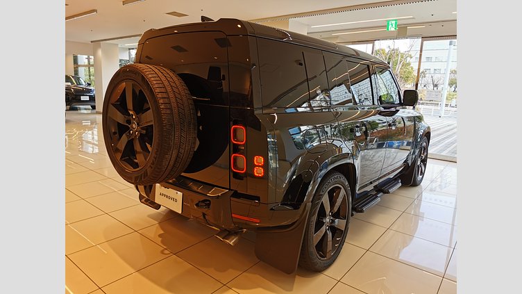 2023 認定中古車 Land Rover Defender 110 サントリーニブラック P525 AWD (AT) V8