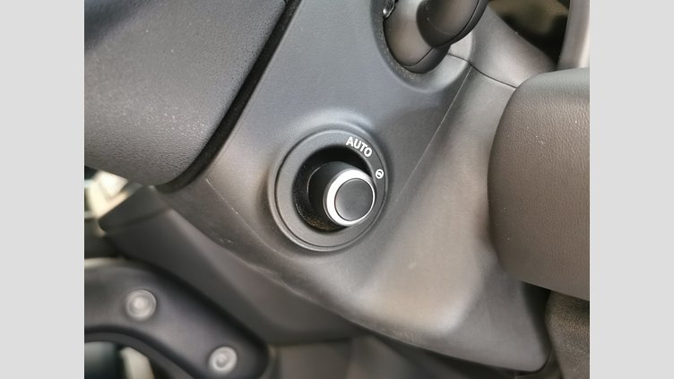 2023 認定中古車 Land Rover Defender 110 サントリーニブラック P525 AWD (AT) V8