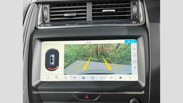 2018 認定中古車 Jaguar E-Pace サントリーニ ブラック D180 オートマチック全輪駆動 SE