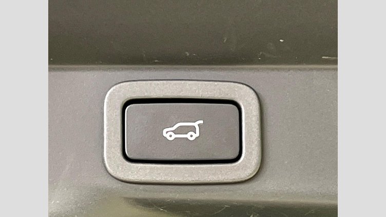 2019 認定中古車 Land Rover Range Rover Sport サントリーニブラック 3.0リッターTDV6ディーゼル（258 PS） HSE