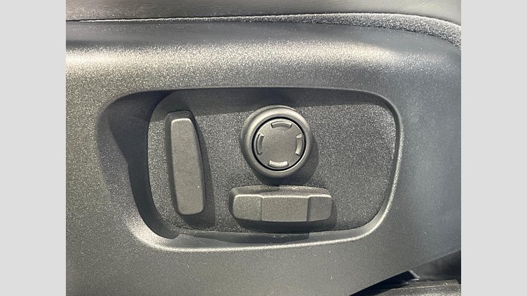 2019 認定中古車 Land Rover Range Rover Sport サントリーニブラック 3.0リッターTDV6ディーゼル（258 PS） HSE