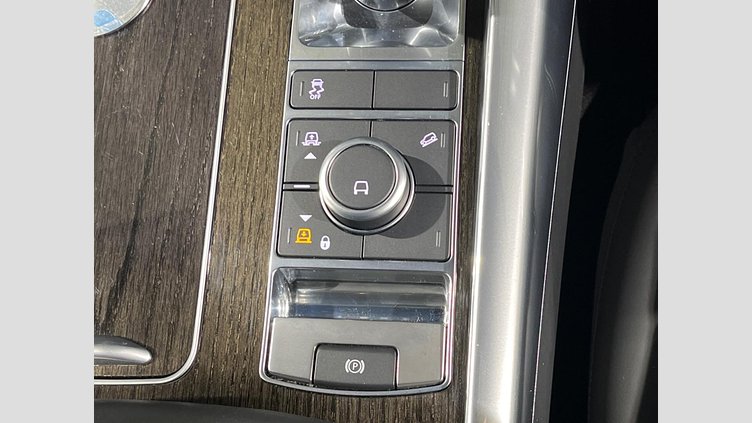 2019 認定中古車 Land Rover Range Rover Sport サントリーニブラック 3.0リッターTDV6ディーゼル（258 PS） HSE