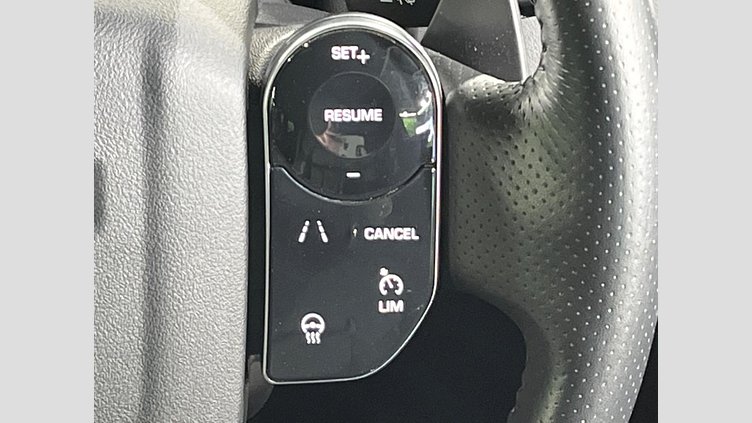 2019 認定中古車 Land Rover Range Rover Sport サントリーニブラック 3.0リッターTDV6ディーゼル（258 PS） HSE