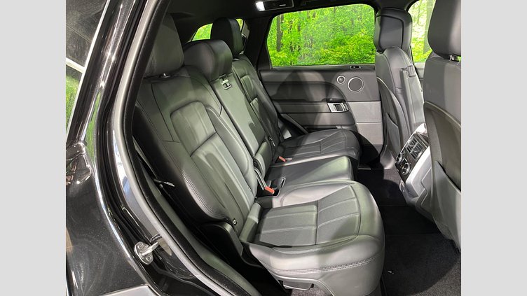 2019 認定中古車 Land Rover Range Rover Sport サントリーニブラック 3.0リッターTDV6ディーゼル（258 PS） HSE