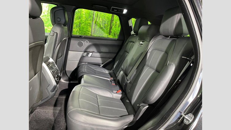2019 認定中古車 Land Rover Range Rover Sport サントリーニブラック 3.0リッターTDV6ディーゼル（258 PS） HSE