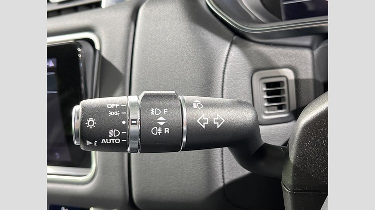 2019 認定中古車 Land Rover Range Rover Sport サントリーニブラック 3.0リッターTDV6ディーゼル（258 PS） HSE