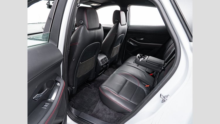 2019 認定中古車 Jaguar E-Pace ユーロンホワイト D180 オートマチック全輪駆動 チェッカーフラッグエディション