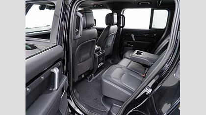 Defender 110 4