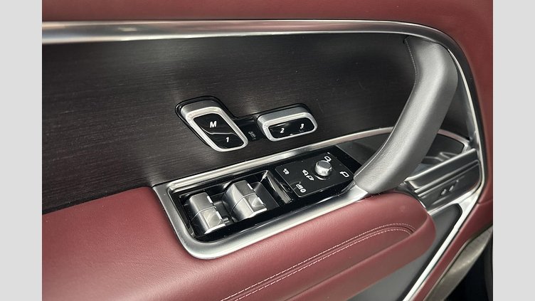 2025 Approved Land Rover Range Rover Santorini Black PHEV P550e SWB Autobiography