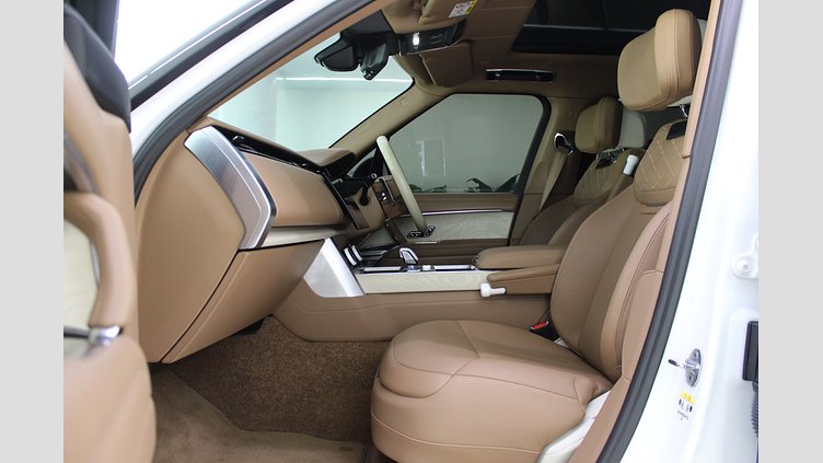 2022 อนุมัติ Land Rover Range Rover Ostuni Pearl White 3.0P AJ20-P6H PHEV AWD 5DR SWB SV
510PS Auto SWB SV