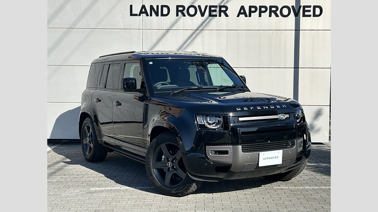2025 認定中古車 Land Rover Defender 110 サントリーニブラック P300 ガソリン X-Dynamic SE