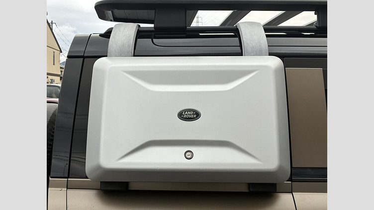 2020 認定中古車 Land Rover Defender 110 Gondwana Stone 2.0 litre i4P Petrol SE