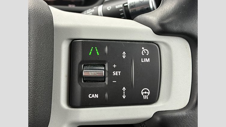 2020 認定中古車 Land Rover Defender 110 Gondwana Stone 2.0 litre i4P Petrol SE