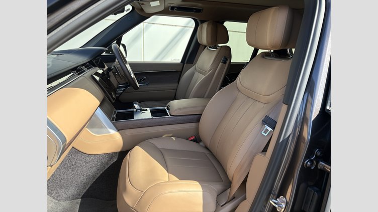 2025 認定中古車 Land Rover Range Rover シャラントグレイ D350 AWD MHEV（AT） スタンダードホイールベース Autobiography