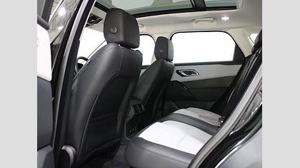 Range Rover Velar 2