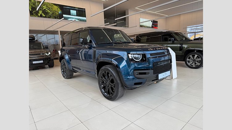 2026 Novo vozilo Land Rover Defender 110 Sargasso Blue P635 Petrol V8 Mild Hybrid OCTA