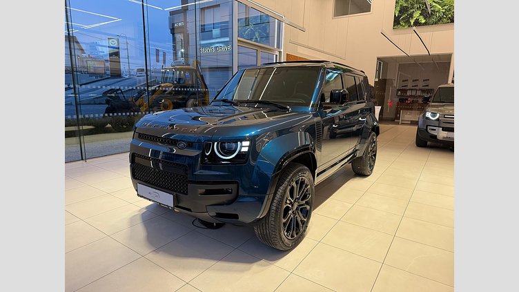 2026 Novo vozilo Land Rover Defender 110 Sargasso Blue P635 Petrol V8 Mild Hybrid OCTA