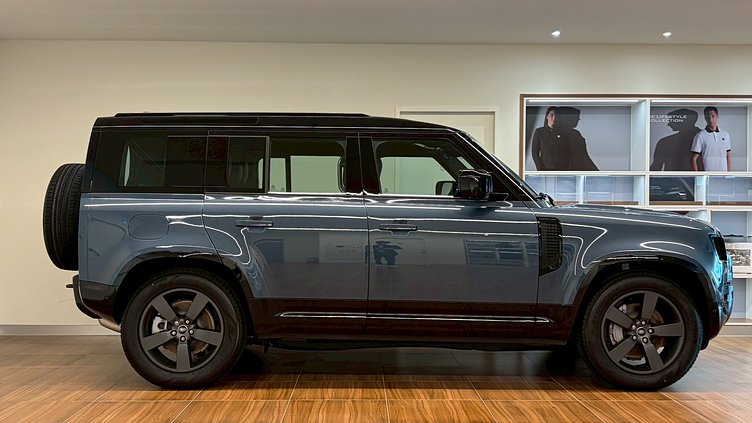 2025 新車 Land Rover Defender 110 (1DL) 塔斯曼藍 Tasman Blue D300  輕油電混合 X-Dynamic HSE