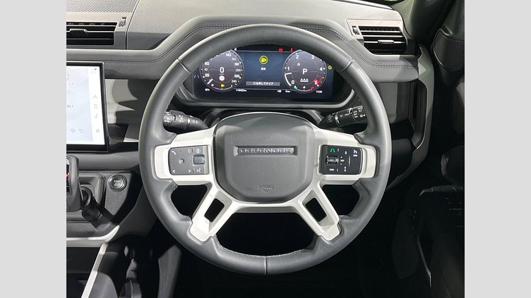 2024 認定中古車 Land Rover Defender 110 サントリーニブラック D350 ディーゼルマイルドハイブリッド X-Dynamic SE