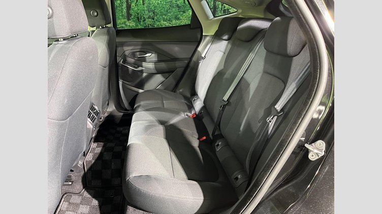 2018 認定中古車 Jaguar E-Pace サントリーニ ブラック D180 オートマチック全輪駆動 Standard