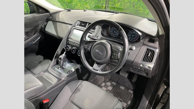 2018 認定中古車 Jaguar E-Pace サントリーニ ブラック D180 オートマチック全輪駆動 Standard
