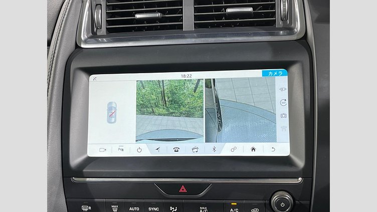 2018 認定中古車 Jaguar E-Pace サントリーニ ブラック D180 オートマチック全輪駆動 Standard