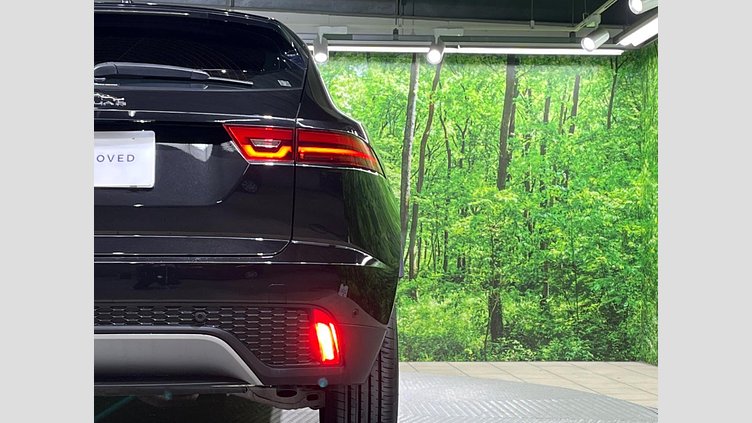 2018 認定中古車 Jaguar E-Pace サントリーニ ブラック D180 オートマチック全輪駆動 Standard