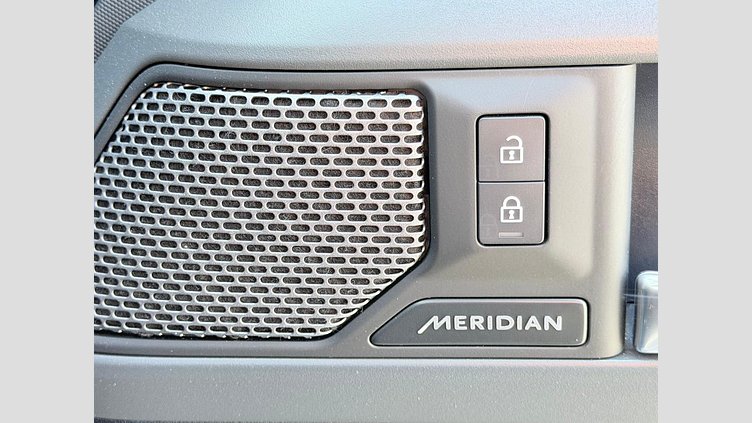 2022 認定中古車 Land Rover Defender 110 カルパチアングレイ D300 AWD（AT） X-DYNAMIC HSE