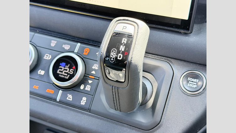 2022 認定中古車 Land Rover Defender 110 カルパチアングレイ D300 AWD（AT） X-DYNAMIC HSE