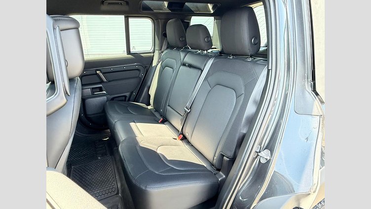 2022 認定中古車 Land Rover Defender 110 カルパチアングレイ D300 AWD（AT） X-DYNAMIC HSE