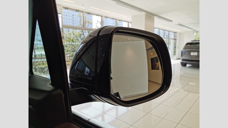 2023 認定中古車 Land Rover Range Rover Sport ポルトフィーノブルー 3.0リッター6気筒300PSターボチャージドディーゼルMHEV（オートマチック） DYNAMIC SE