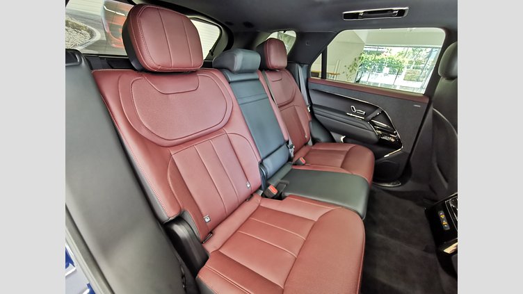 2023 認定中古車 Land Rover Range Rover Sport ポルトフィーノブルー 3.0リッター6気筒300PSターボチャージドディーゼルMHEV（オートマチック） DYNAMIC SE