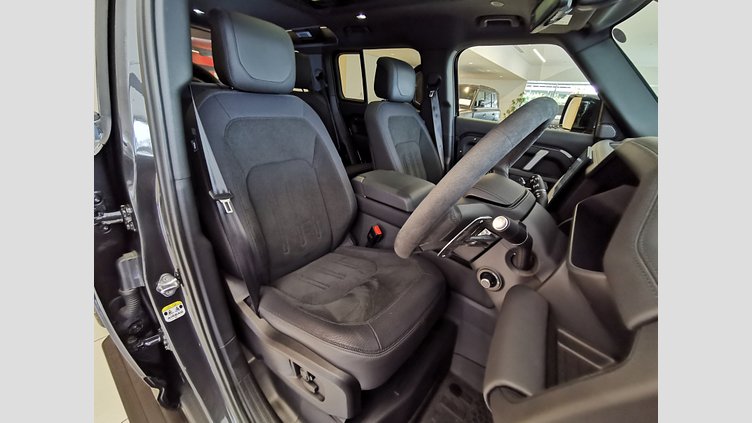 2023 認定中古車 Land Rover Defender 110 カルパチアングレイ P525 AWD (AT) V8 CARPATHIAN EDITION