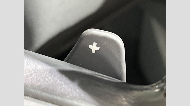 2016 認定中古車 Land Rover Range Rover Evoque Loire Blue 2.0 litre Si4 Petrol ＳＥプラス