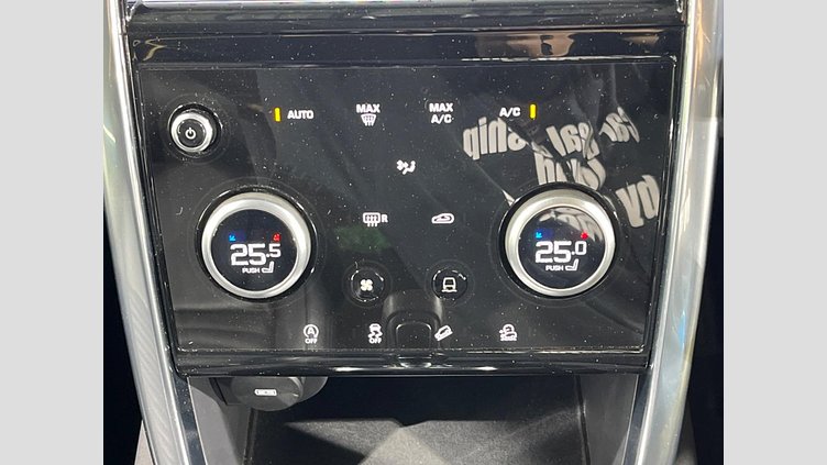 2019 認定中古車 Land Rover Discovery Sport サントリーニブラック D180 AWD（オートマチック） 標準ホイールベース ディスカバリー スポーツ S