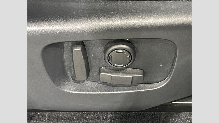 2019 認定中古車 Land Rover Discovery Sport サントリーニブラック D180 AWD（オートマチック） 標準ホイールベース ディスカバリー スポーツ S