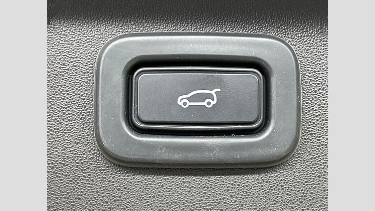 2019 認定中古車 Land Rover Discovery Sport サントリーニブラック D180 AWD（オートマチック） 標準ホイールベース ディスカバリー スポーツ S