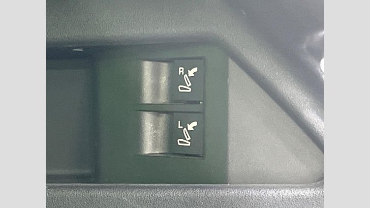 2019 認定中古車 Land Rover Discovery Sport サントリーニブラック D180 AWD（オートマチック） 標準ホイールベース ディスカバリー スポーツ S