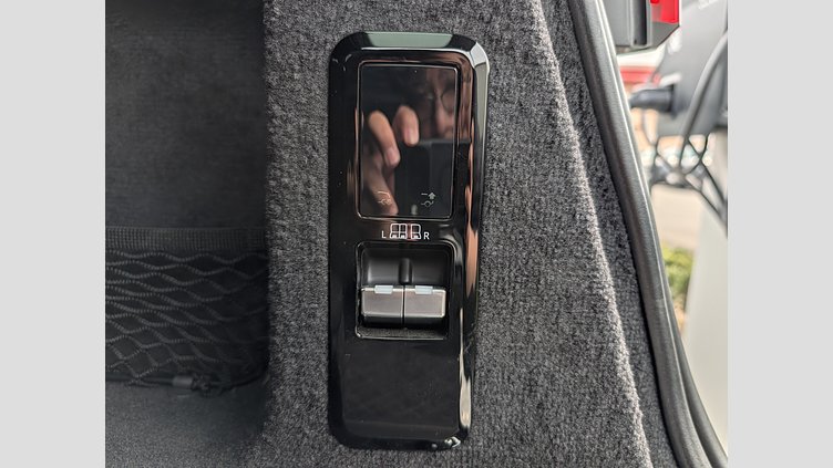 2023 認定中古車 Land Rover Range Rover Sport カルパチアングレイ D300マイルドハイブリッド スタンダードホイールベース Autobiography