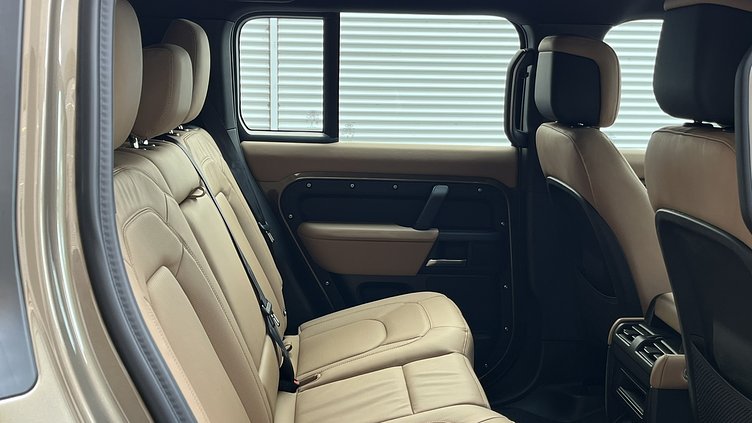 2025 新車 Land Rover Defender 110 (1DK) 岡瓦那大陸石 Gondwana Stone D300  輕油電混合 X-Dynamic HSE