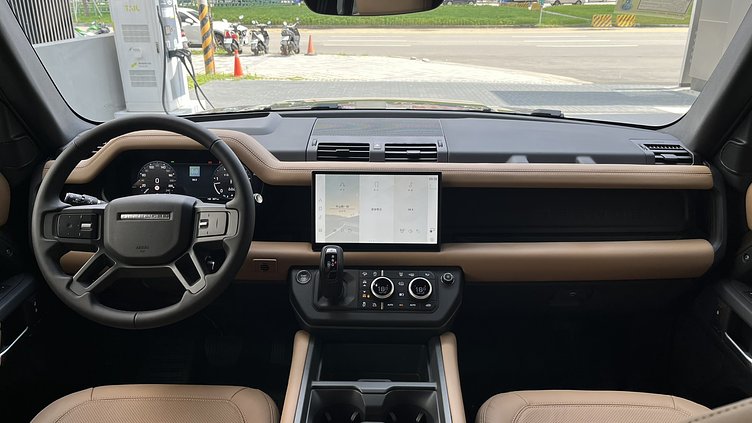 2025 新車 Land Rover Defender 110 (1DK) 岡瓦那大陸石 Gondwana Stone D300  輕油電混合 X-Dynamic HSE