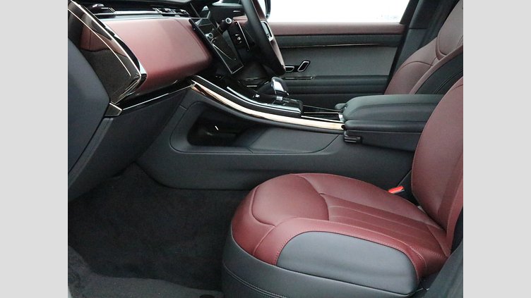 2024 認定中古車 Land Rover Range Rover Sport サントリーニブラック P550eプラグインハイブリッド（ガソリン） スタンダードホイールベース Dynamic SE