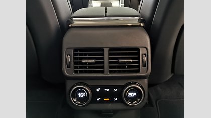 Range Rover Velar 21