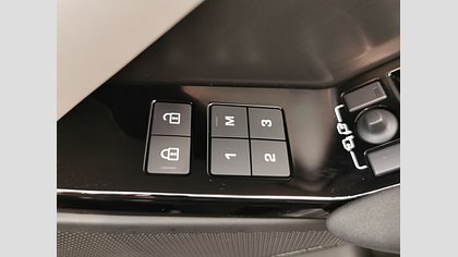 Range Rover Velar 28