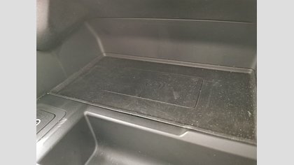 Range Rover Velar 25