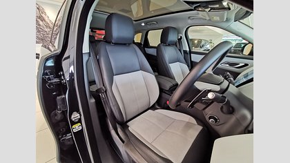 Range Rover Velar 17